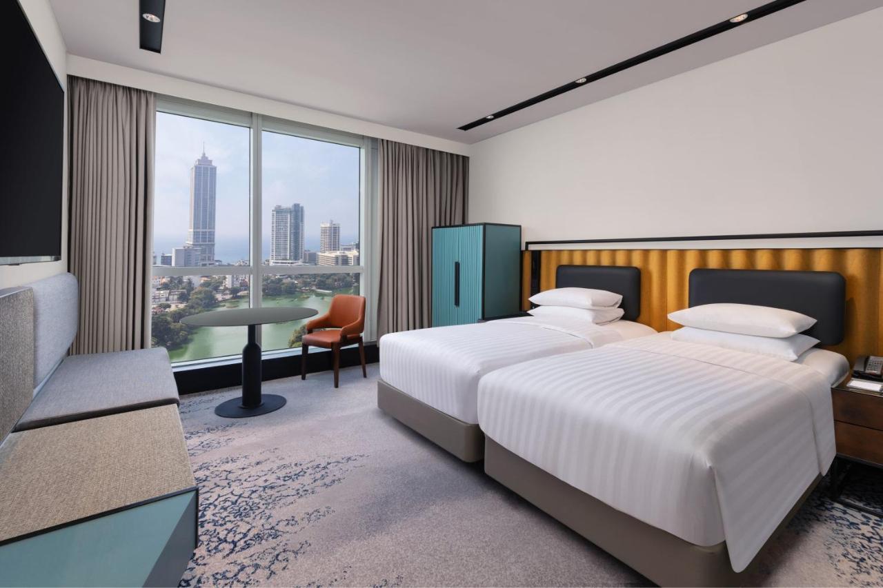 Courtyard By Marriott Colombo Hotel ภายนอก รูปภาพ