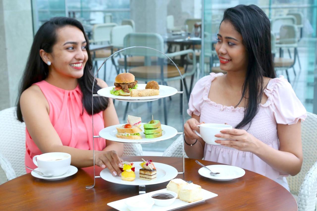 Courtyard By Marriott Colombo Hotel ภายนอก รูปภาพ