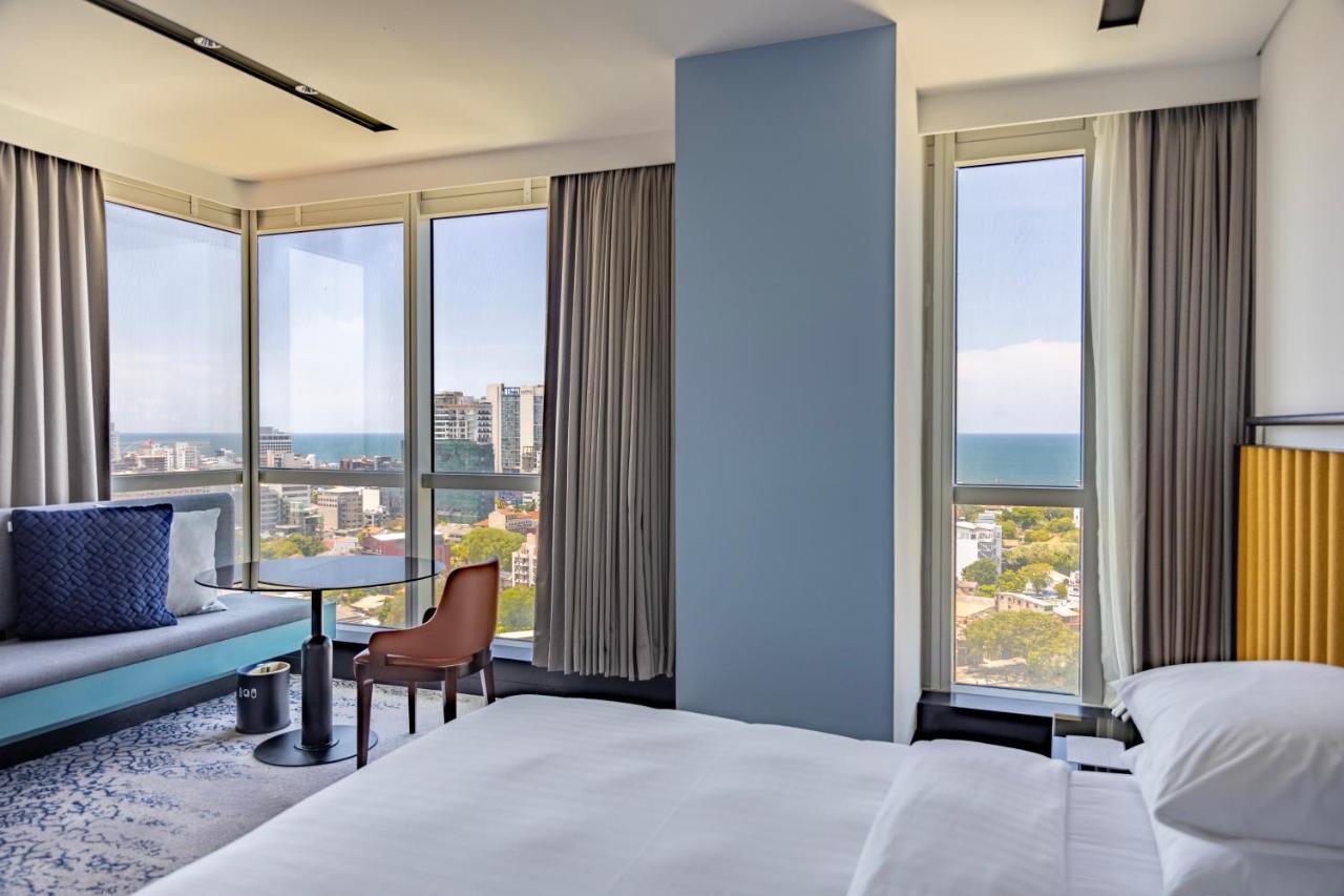 Courtyard By Marriott Colombo Hotel ภายนอก รูปภาพ