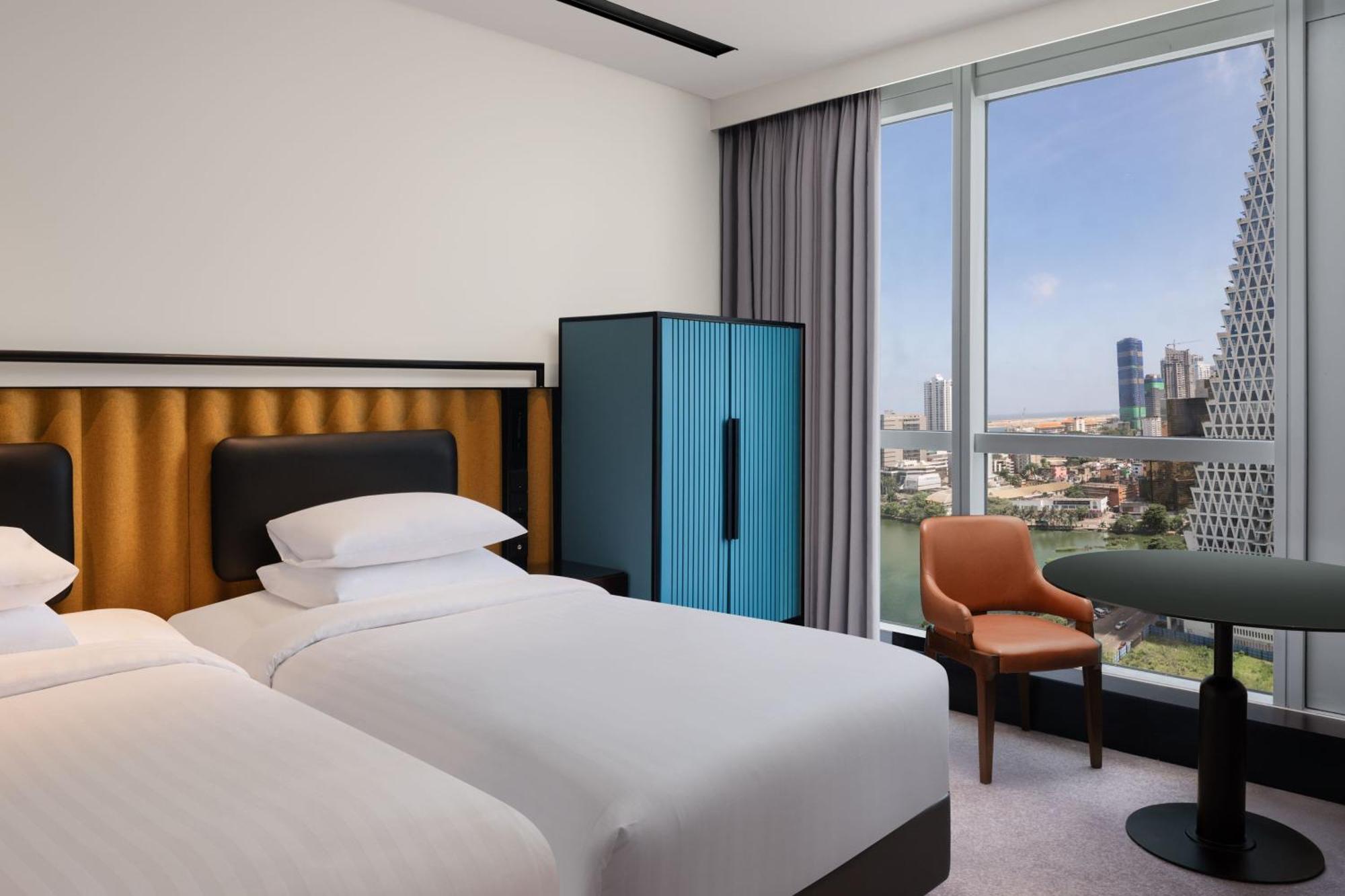 Courtyard By Marriott Colombo Hotel ภายนอก รูปภาพ