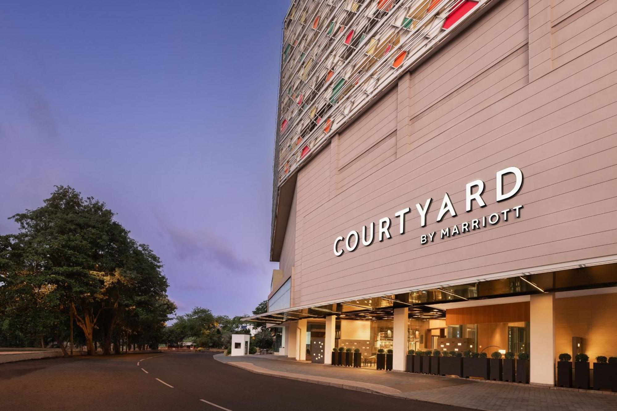Courtyard By Marriott Colombo Hotel ภายนอก รูปภาพ